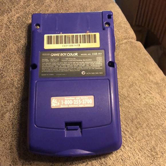 Nintendo GAME BOY COLOR Purple - Picture 2 of 3